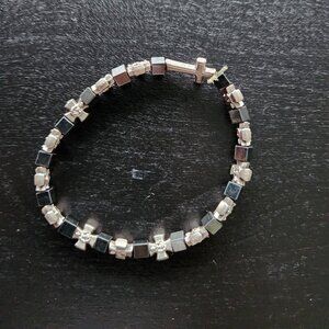 Protection bracelet cross and hematite